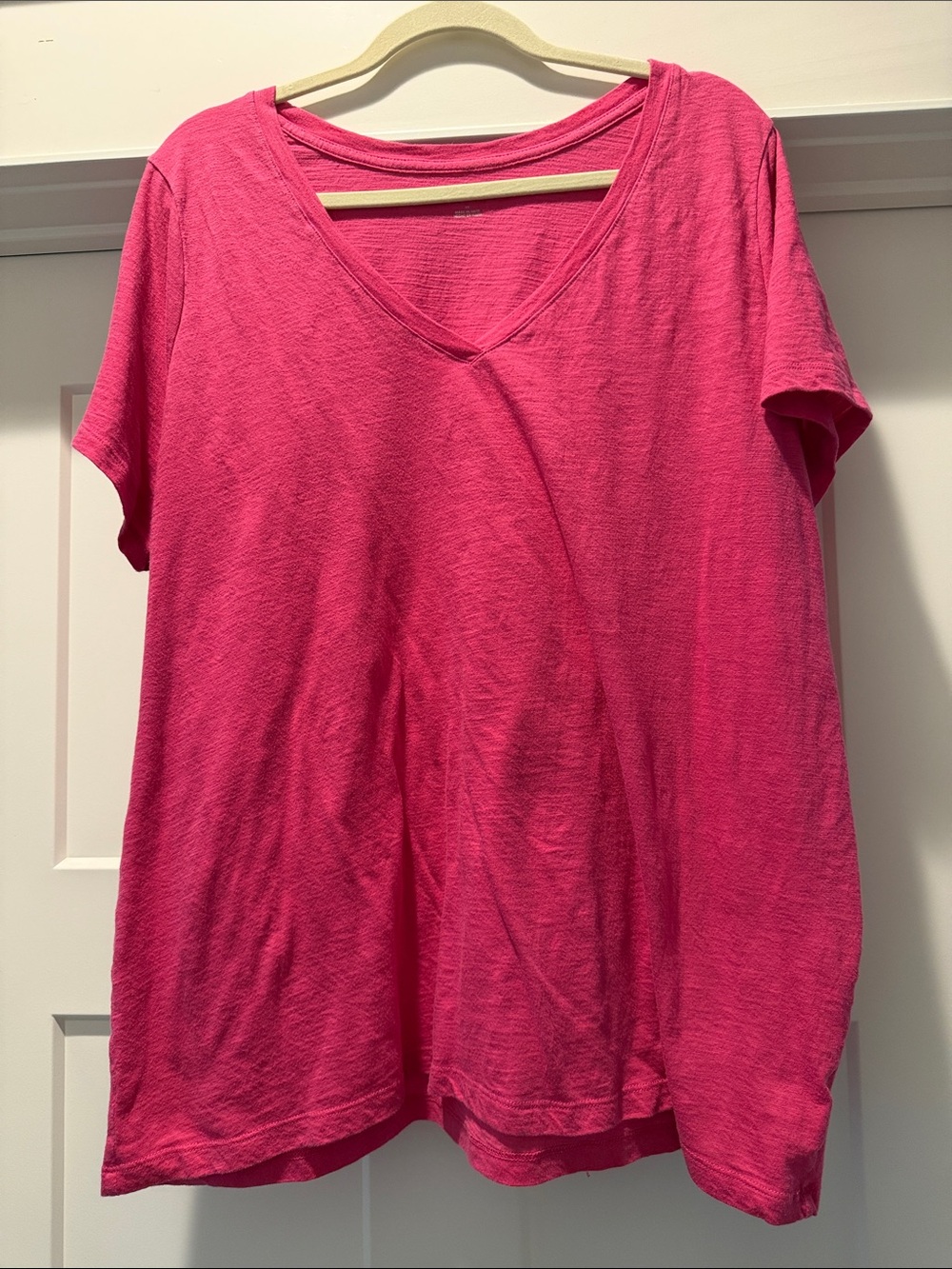Ava & Viv V-Neck Short Sleeve Tee - Hot Pink